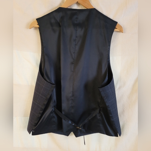 Calvin Klein X Slim Fit blue windowpane print 3 piece Size 44R Coat 36R Pant - Picture 6 of 16